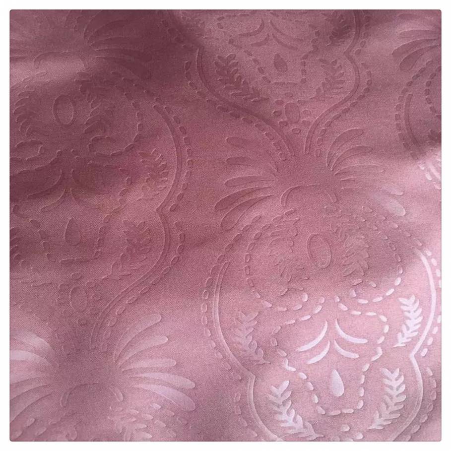 Top Sell 100% Polyester Pigment Print With Good Color Quilt Fabric